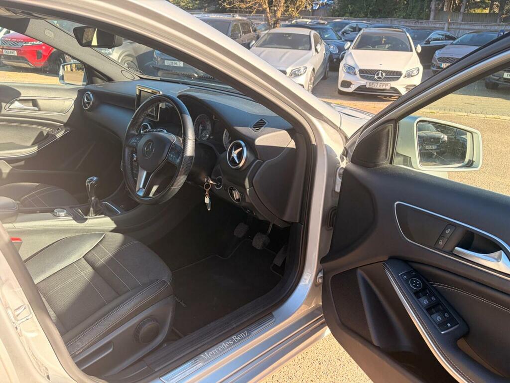 Mercedes-Benz A Class 1.5 A180 Cdi Amg Sport Euro 5 Ss White #9