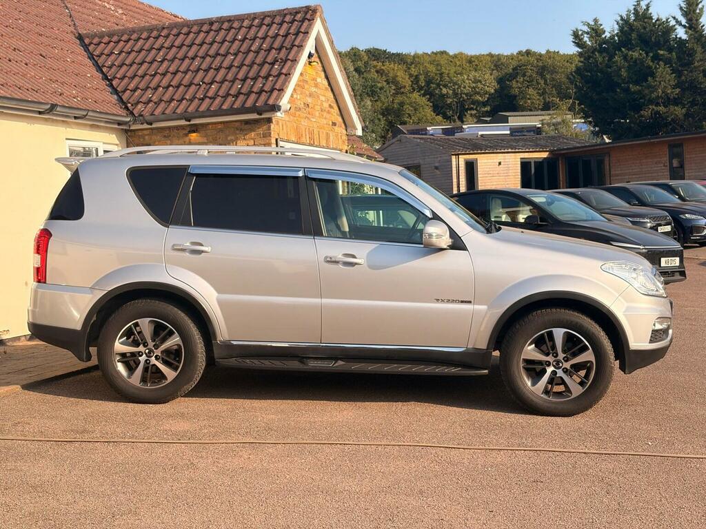 SsangYong Rexton 2.2D Elx T-tronic 4Wd Euro 6 Silver #3