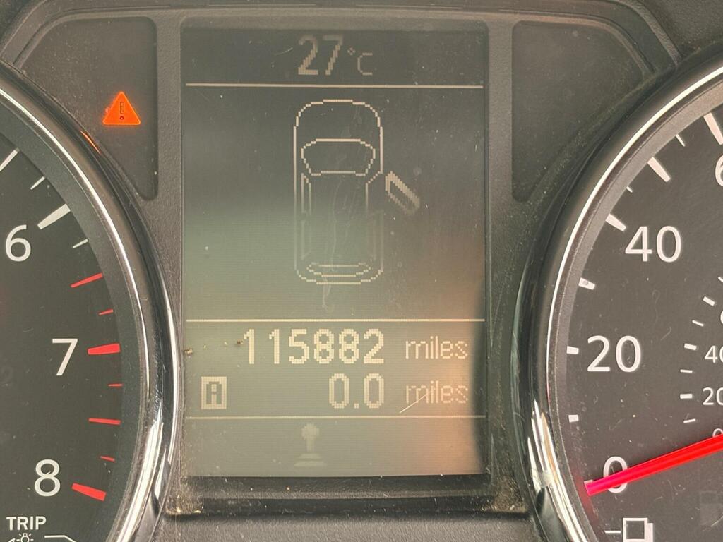 Nissan Qashqai Hatchback Dci Acenta 2012 White #17