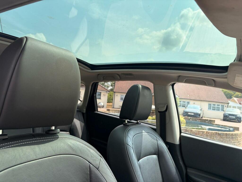 Nissan Qashqai Hatchback Dci Acenta 2012 White #19