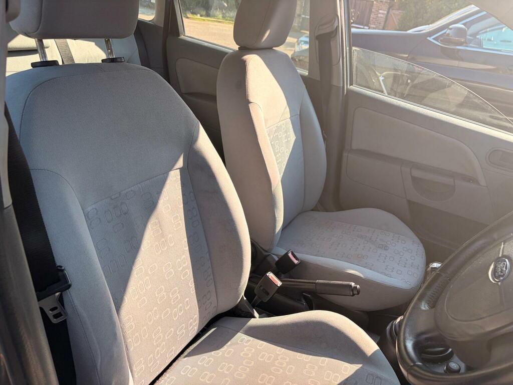 Ford Fiesta 1.4 Ghia Silver #8