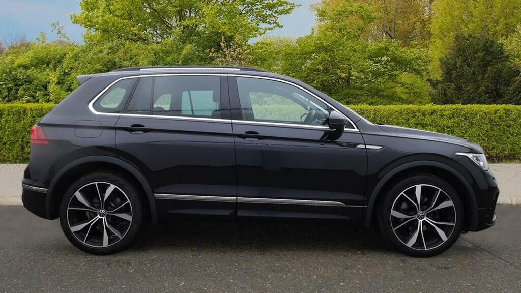 Volkswagen Tiguan 1.5 Tsi R-line Dsg Euro 6 Ss Black #4