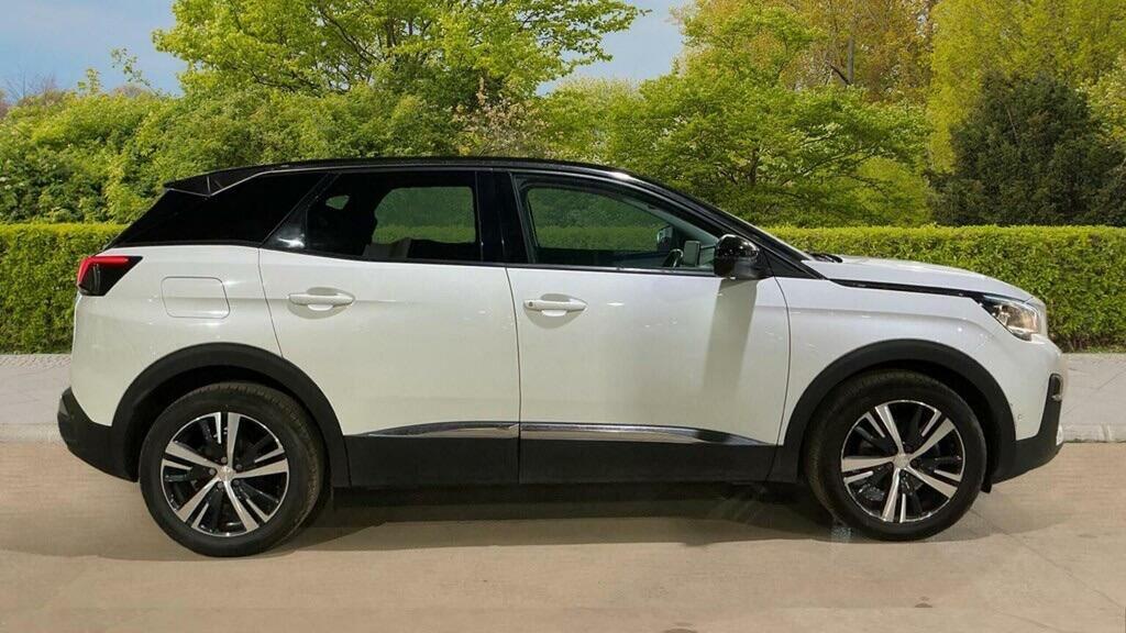Peugeot 3008 1.2 Puretech Allure Euro 6 Ss White #4