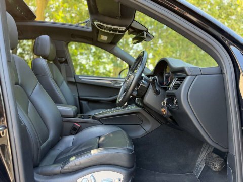Porsche Macan 5dr Pdk Silver #29