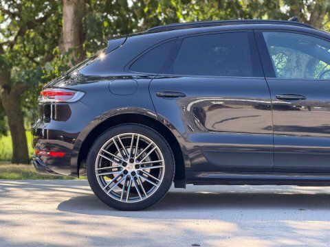 Porsche Macan 5dr Pdk Silver #39