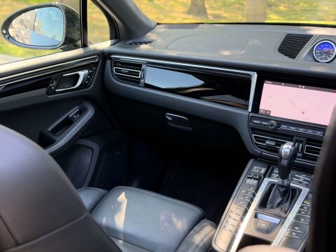 Porsche Macan 5dr Pdk Silver #30