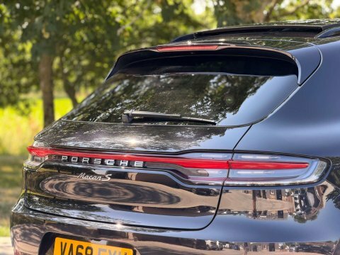 Porsche Macan 5dr Pdk Silver #55
