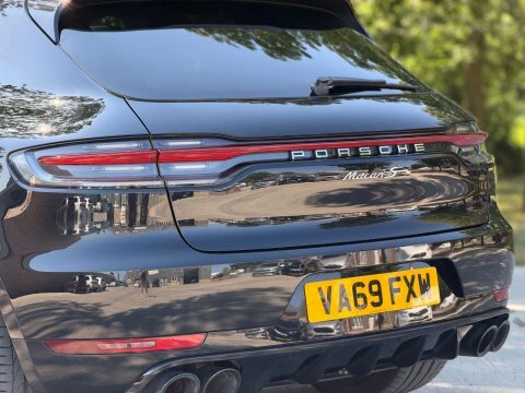 Porsche Macan 5dr Pdk Silver #57