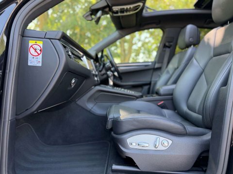 Porsche Macan 5dr Pdk Silver #50