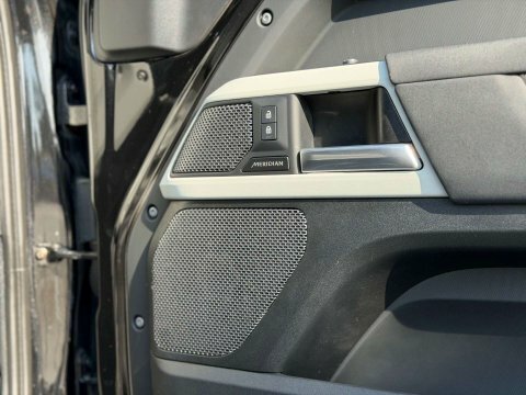 Land Rover Defender X-dynamic Se Red #22