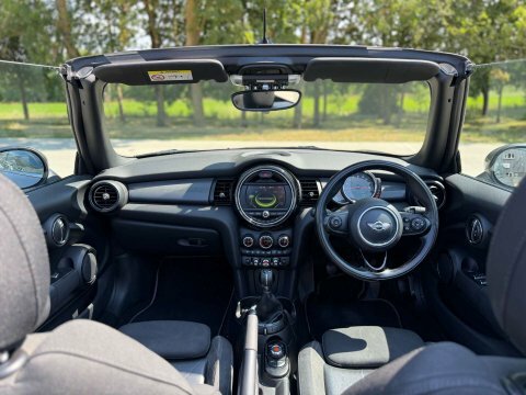 Mini Convertible 1.5 Cooper #2