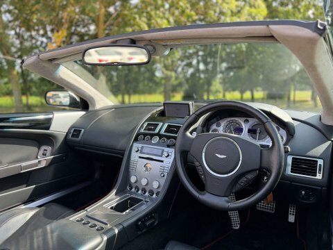Aston Martin DB9 V12 Volante  #18