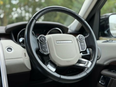 Land Rover Discovery 3 Discovery Hse Td6 Black #36