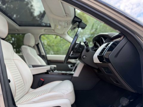 Land Rover Discovery 3 Discovery Hse Td6 Black #50