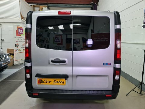 Vauxhall Vivaro 2018 68 1.6 Silver #5