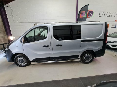 Vauxhall Vivaro 2018 68 1.6 Silver #3