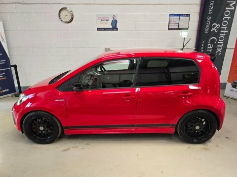 Volkswagen Up 2019 19 1.0 Red #5