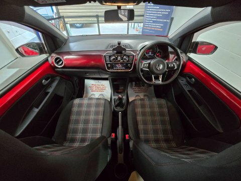 Volkswagen Up 2019 19 1.0 Red #3