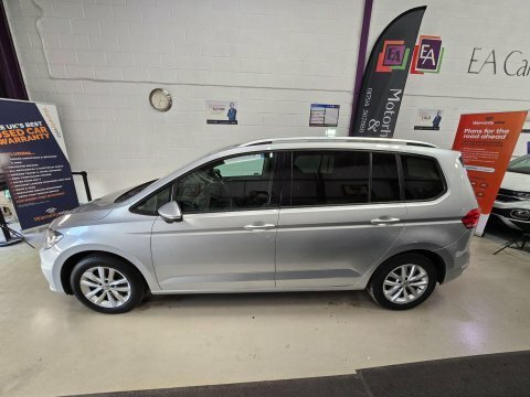 Volkswagen Touran 2016 16 1.6 Silver #4