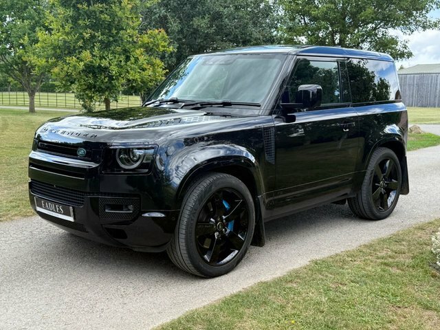 Land Rover Defender 90 Suv Black #2