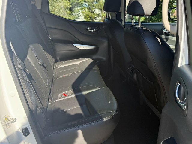 Nissan Navara Double Cab Pick Up Tekna 2.3Dci 190 Tt 4Wd #11