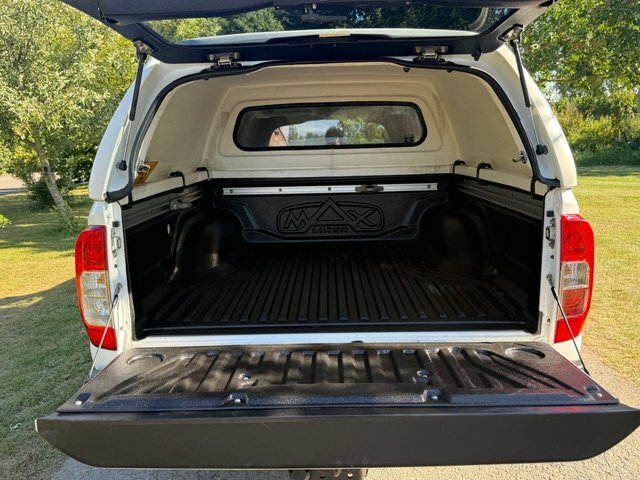 Nissan Navara Double Cab Pick Up Tekna 2.3Dci 190 Tt 4Wd #15
