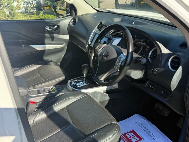 Nissan Navara Double Cab Pick Up Tekna 2.3Dci 190 Tt 4Wd #10