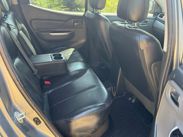 Mitsubishi L200 Double Cab Di-d 178 Warrior 4Wd #9