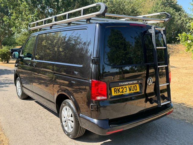 Volkswagen Transporter Mpv Black #4