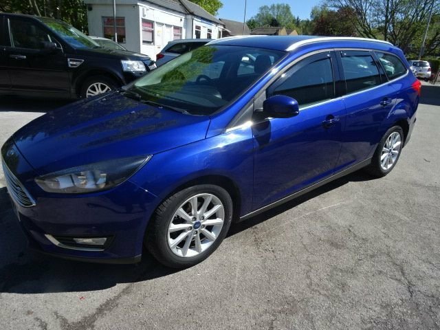 Ford Focus 1L Titanium Blue #5