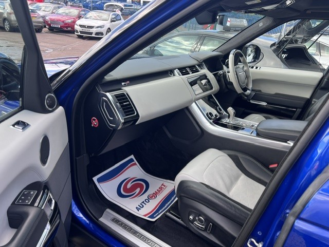 Land Rover Range Rover Sport Svr #4