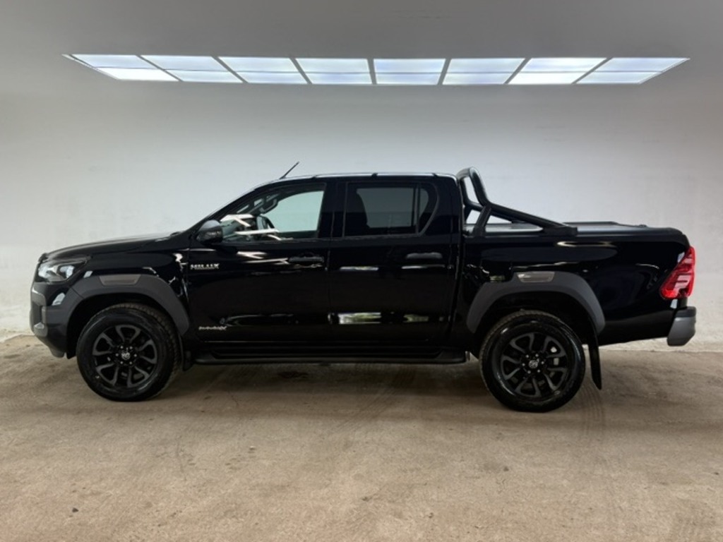 Toyota HILUX D-4d Invincible X U679 Ulez Black #4