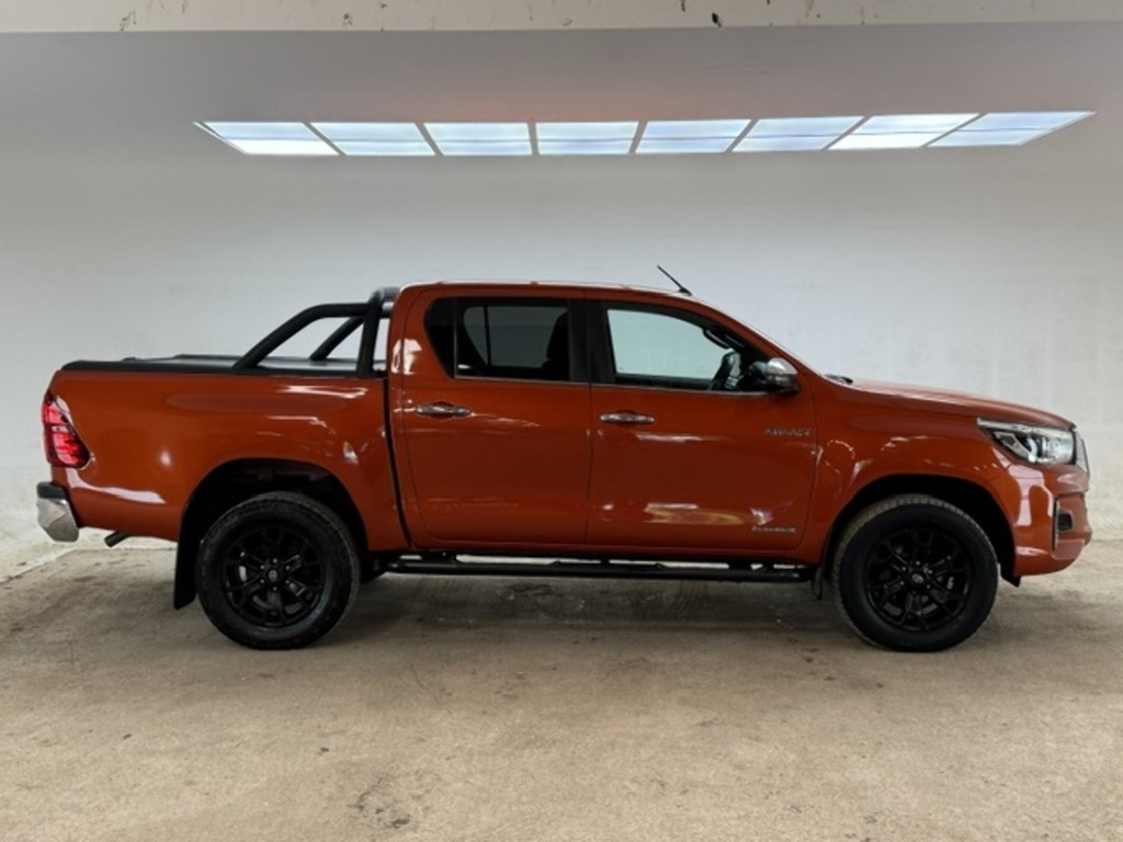 Toyota HILUX D-4d Invincible U680 Ulez SD19ZDA Grey #5