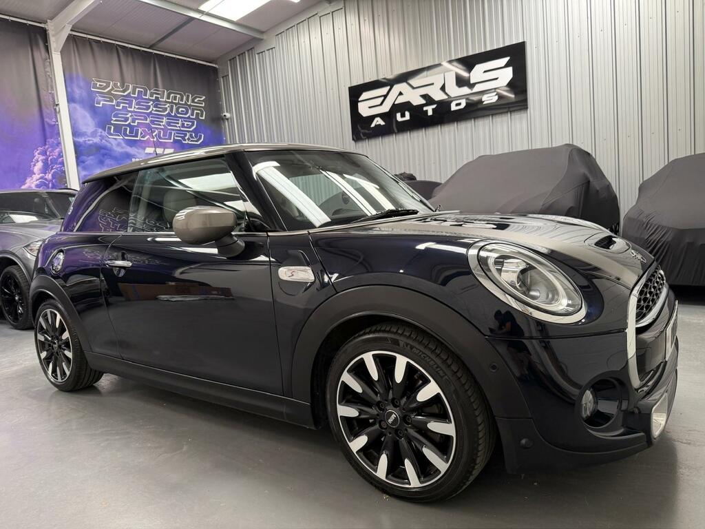 Mini Hatch 2.0 Cooper S Exclusive Hatchback Steptr Black