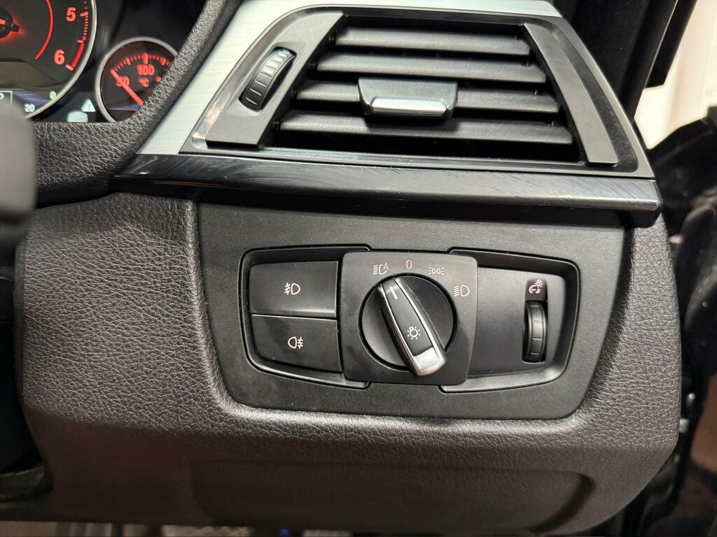 BMW 4 Series Gran Coupe 2L Luxury Grey #33