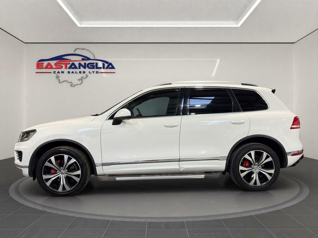 Volkswagen Touareg Suv 3.0 Tdi V6 Bluemotion Tech R-line Tiptronic 4W LF65HXY White #2