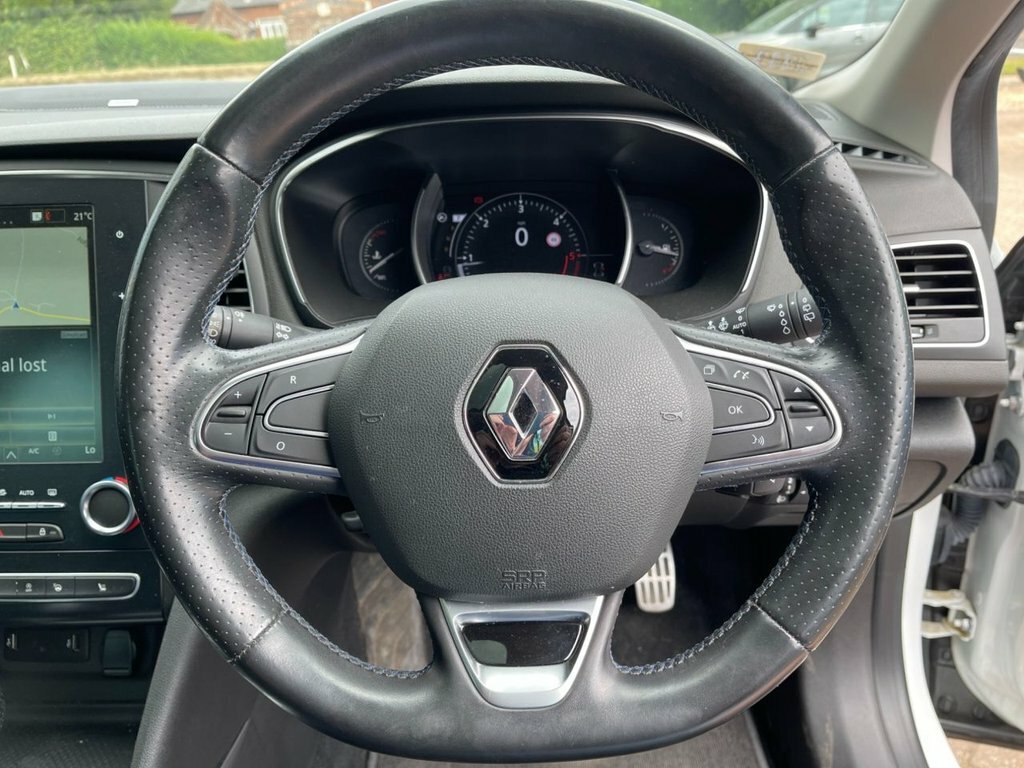 Renault Megane 2020 1.5 Blue Dci Gt Line Sport Tourer White #6