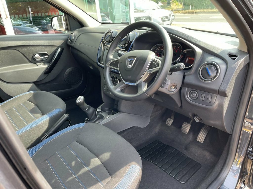 Dacia Sandero Stepway 2020 1.0 Tce Se Twenty Hatchback Bi Fuel Manua Grey #3