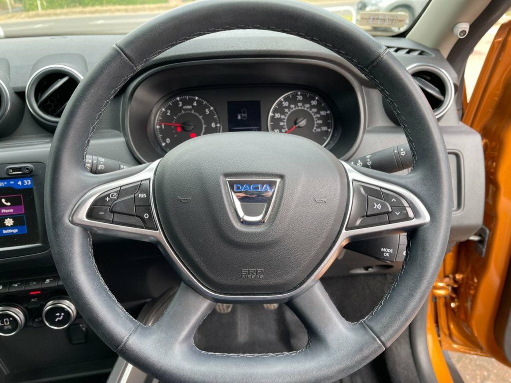 Dacia Duster 2019 1.6 Sce Prestige Suv 4Wd Eu AP19YWJ Orange #6