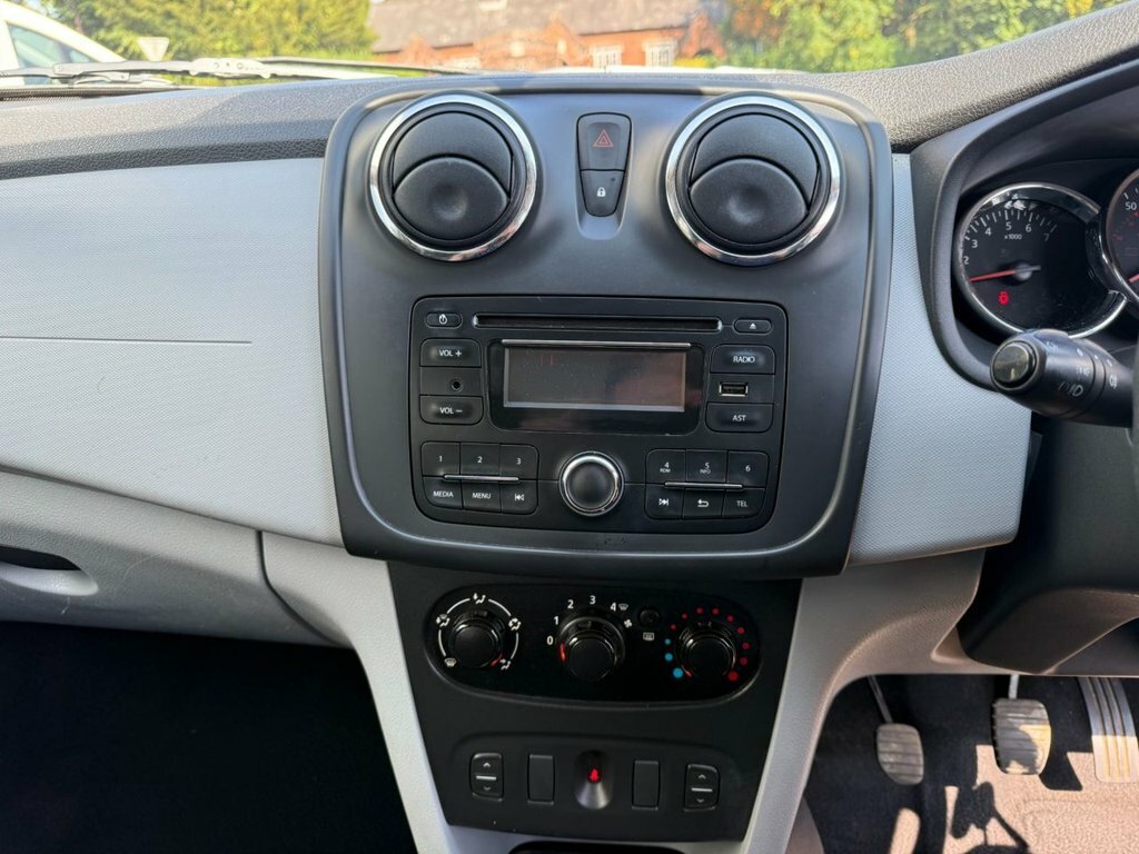 Dacia Sandero White #7