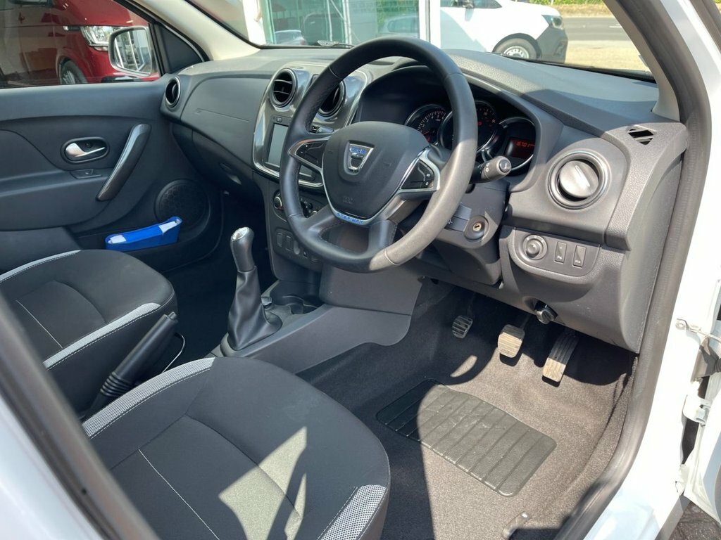 Dacia Sandero Stepway 2020 0.9 Tce Comfort Hatchback E White #3
