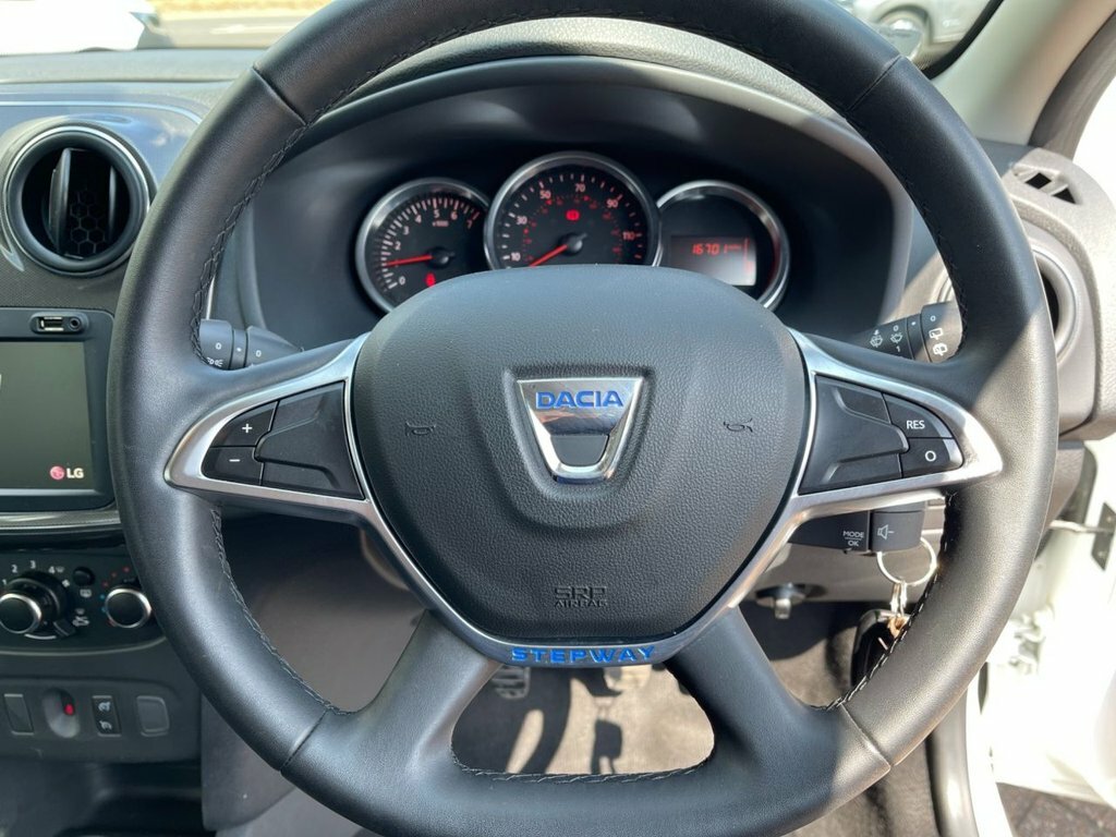 Dacia Sandero Stepway 2020 0.9 Tce Comfort Hatchback E White #6