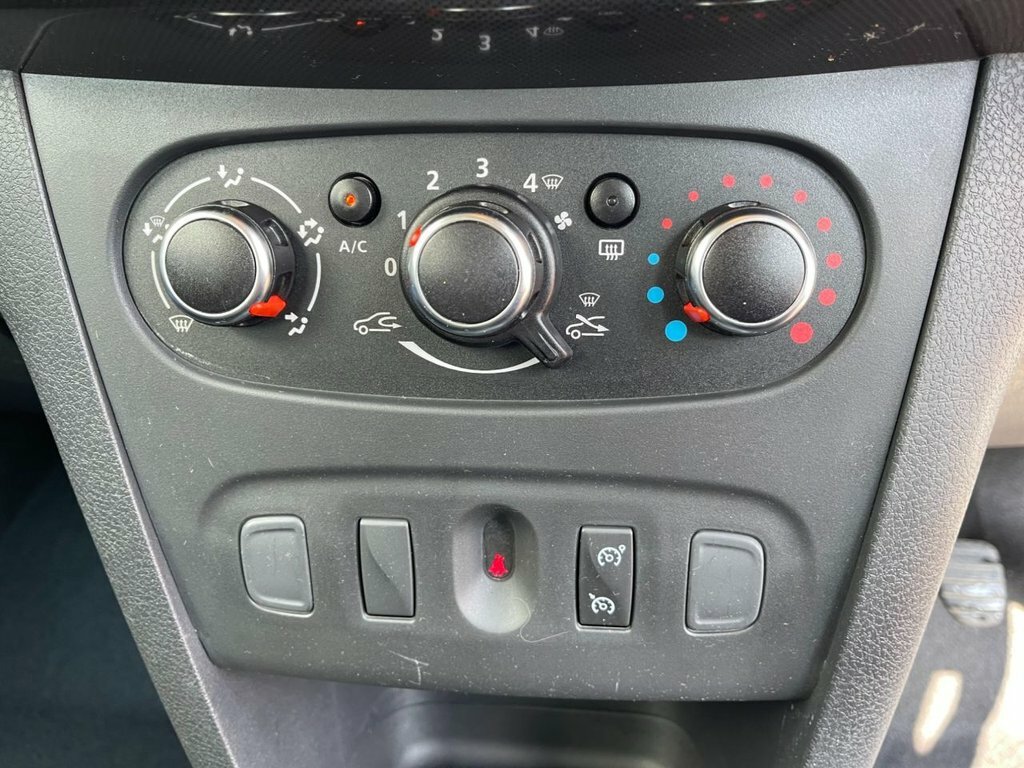 Dacia Sandero Stepway 0.9 Tce Essential White #13