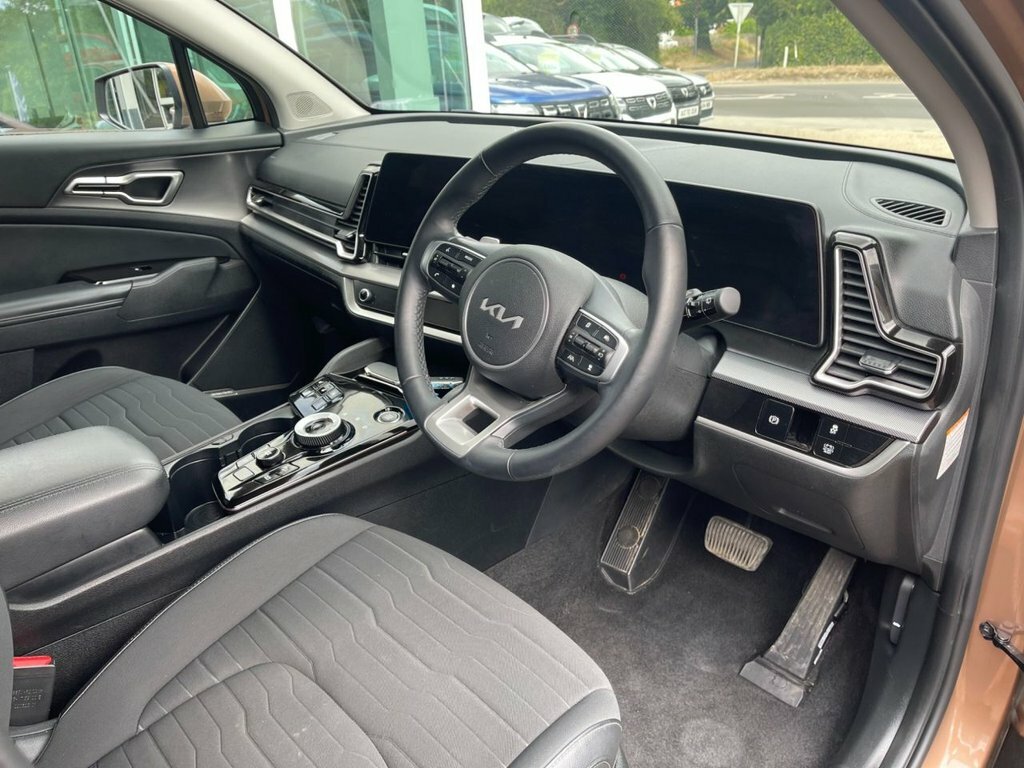 Kia Sportage 2022 1.6 H T-gdi 4 Suv Hybrid Euro Brown #3