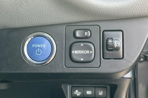 Toyota Yaris 1.5 Hybrid Icon AO68DRX Grey #4