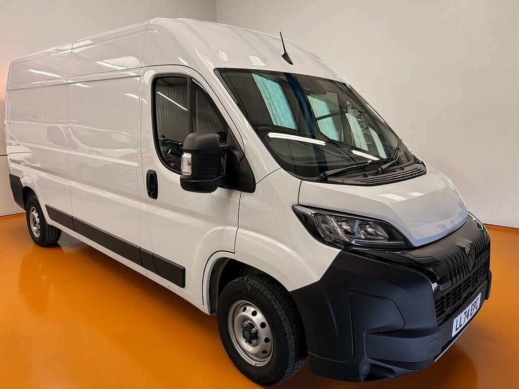 Peugeot Boxer Bluehdi 335 Professional U3152 Ulez White