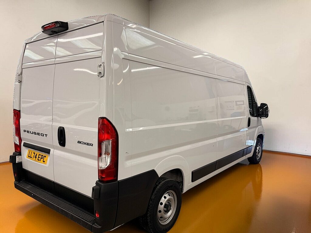 Peugeot Boxer Bluehdi 335 Professional U3152 Ulez White #4