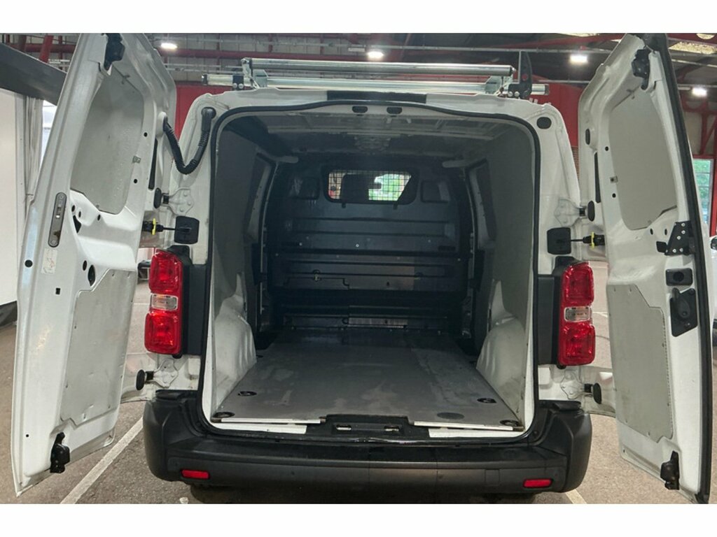 Toyota PROACE D Icon U3165 Ulez White #4