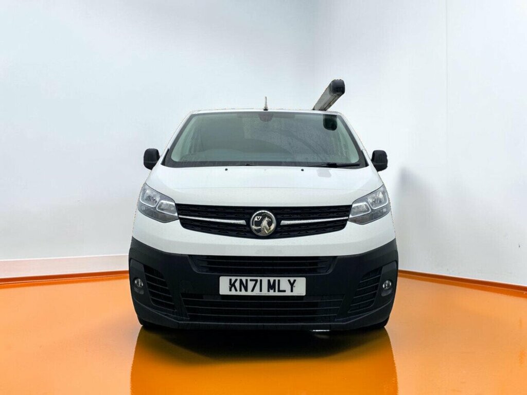 Vauxhall Vivaro Turbo D 2700 Dynamic U3167 Ulez KN71MLY White #2