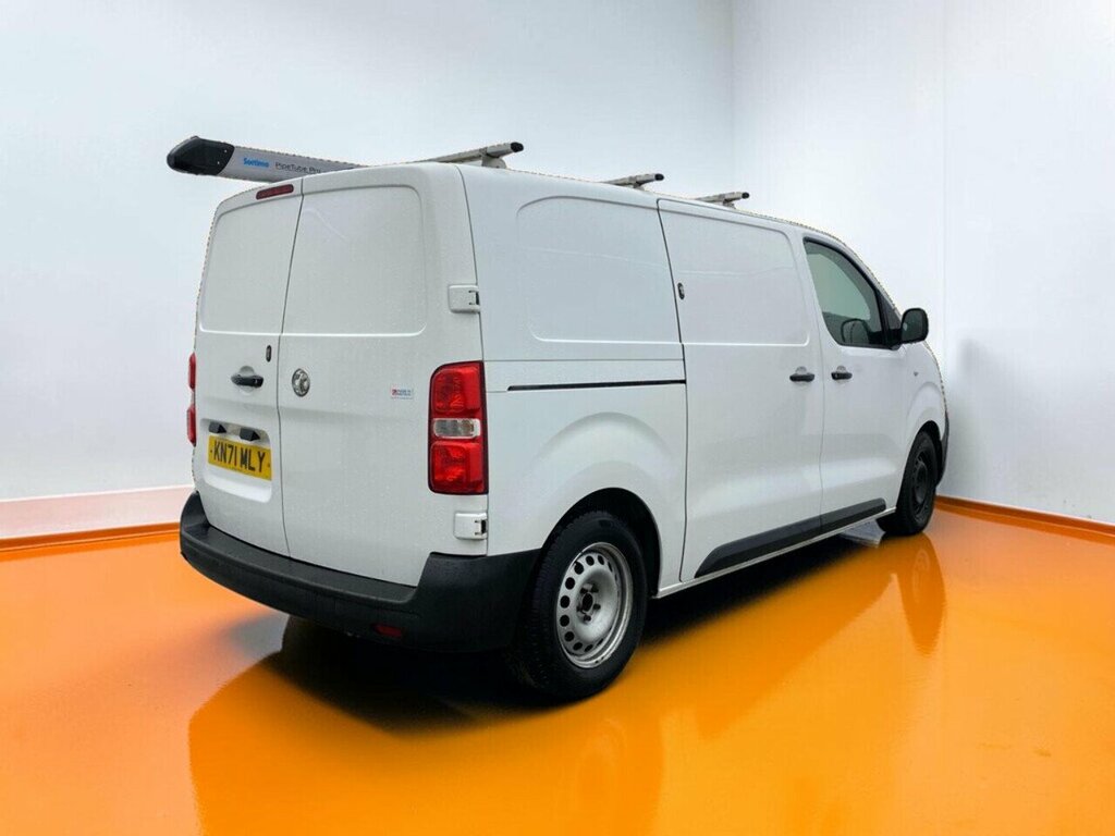 Vauxhall Vivaro Turbo D 2700 Dynamic U3167 Ulez KN71MLY White #5